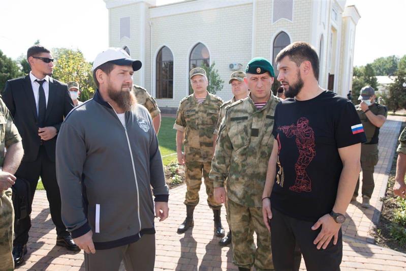  Глава Чечни проинспектировал ход строительства храмового комплекса в грозненском соединении Росгвардии