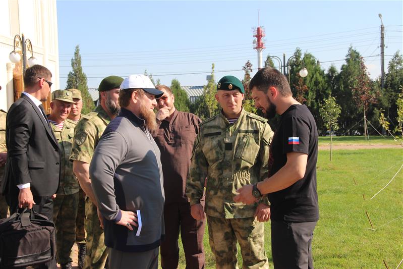  Глава Чечни проинспектировал ход строительства храмового комплекса в грозненском соединении Росгвардии