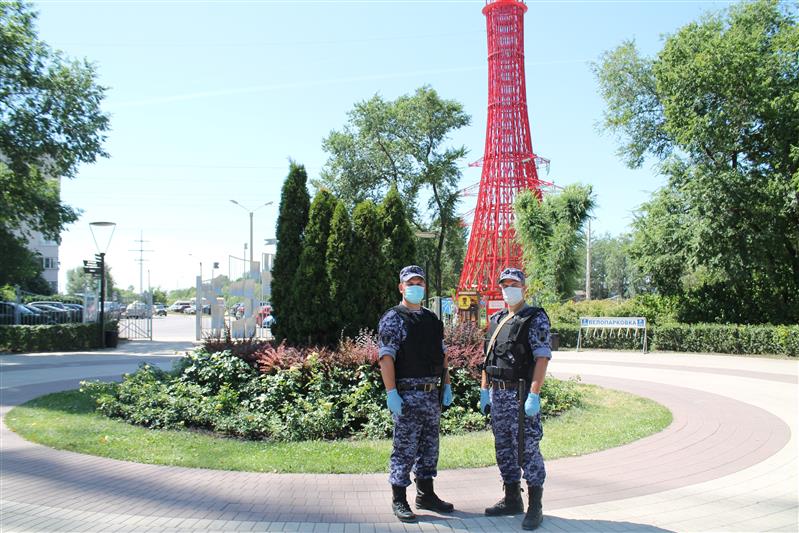 В Воронеже сотрудники Росгвардии задержали подозреваемого в сбыте наркотиков