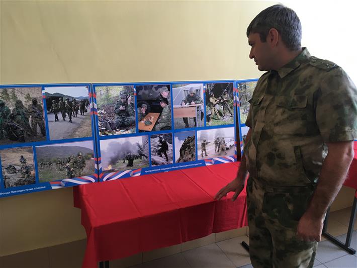 В Кабардино-Балкарии открылась выставка работ участников конкурса «В объективе Росгвардия»