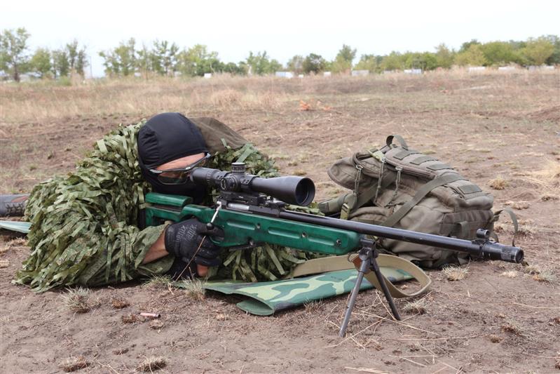 В Ростовской области прошли сборы снайперов и гранатомётчиков новочеркасского ОМОН Росгвардии (фото, видео)