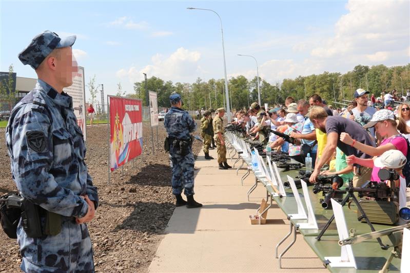Управление Росгвардии по Ростовской области представило ведомство на форуме «Армия-2020»