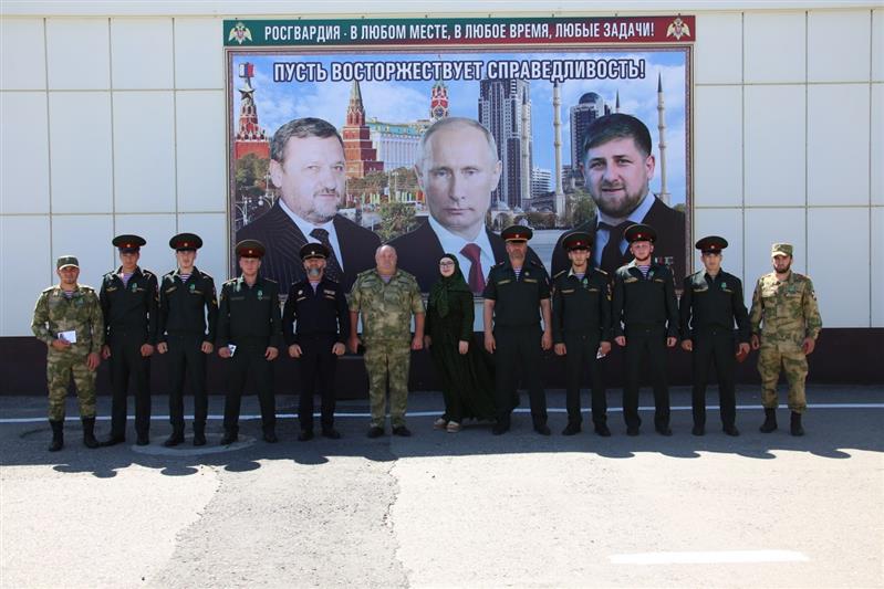 Офицеры чеченского управления Росгвардии встретились с жителями республики, обучающимися в ведомственном военном вузе в Перми