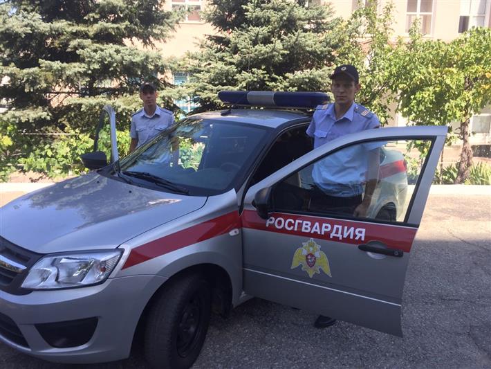 В Новороссийске росгвардейцы пришли на помощь годовалому ребёнку, получившему травму головы