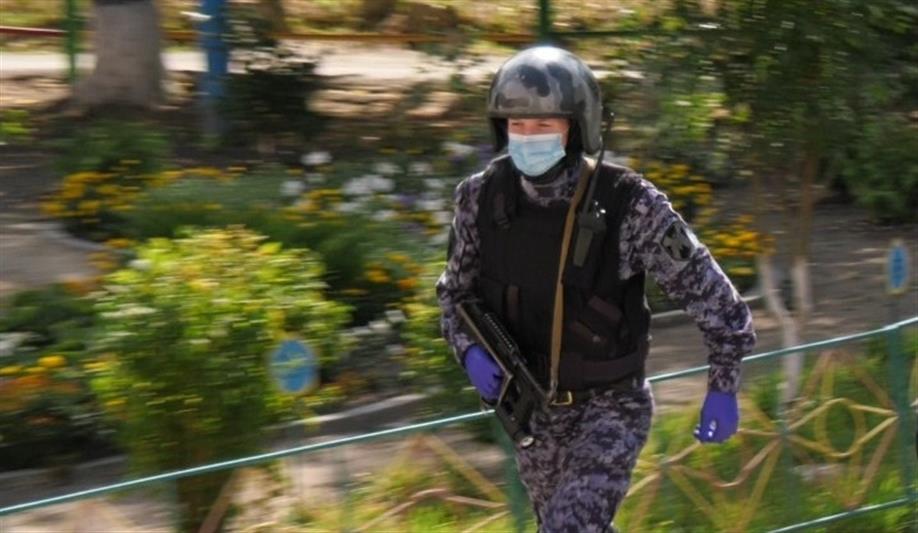 Съемочная группа телекомпании «Шадринск» побывала на тренировке сотрудников Росгвардии 