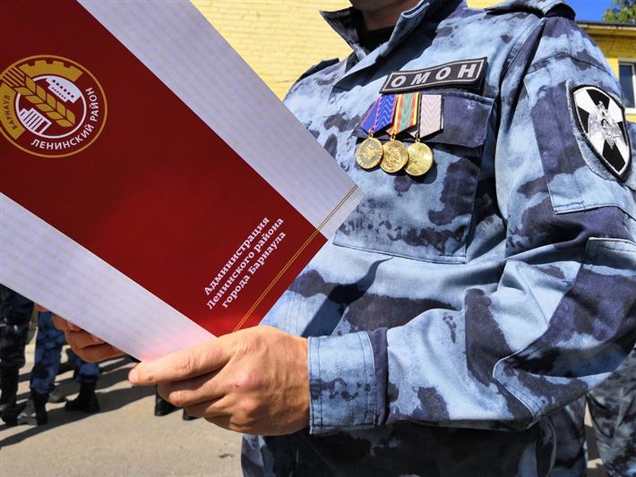 Барнаульский ОМОН Росгвардии отмечает 27-летие