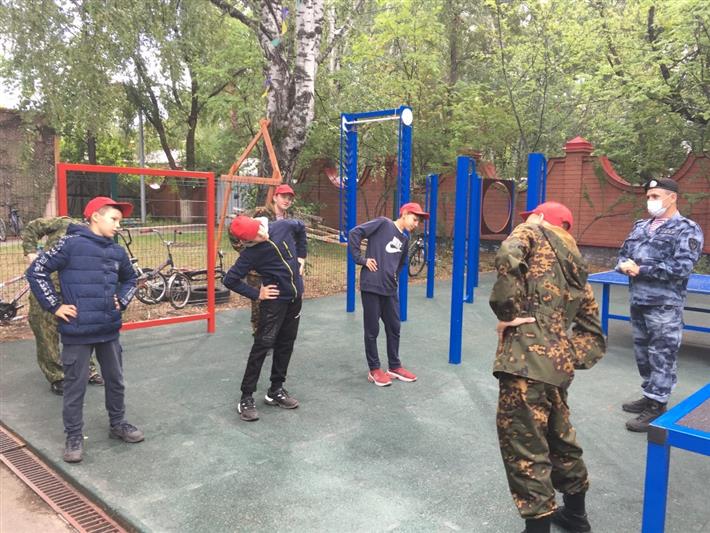 Кадеты Росгвардии из Тюмени побывали в тематической смене детского морского центра «Алый парус»