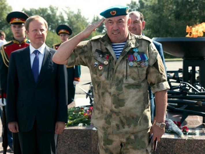 Росгвардейцы из Алтайского края награждены медалями «90 лет Воздушно-десантным войскам»
