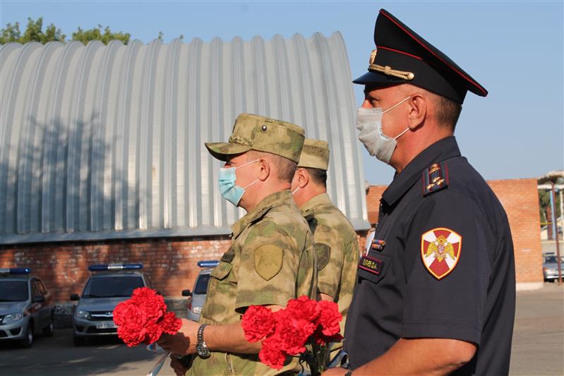 Командующий Приволжским округом Росгвардии проверил подразделения ведомства в Оренбургской области