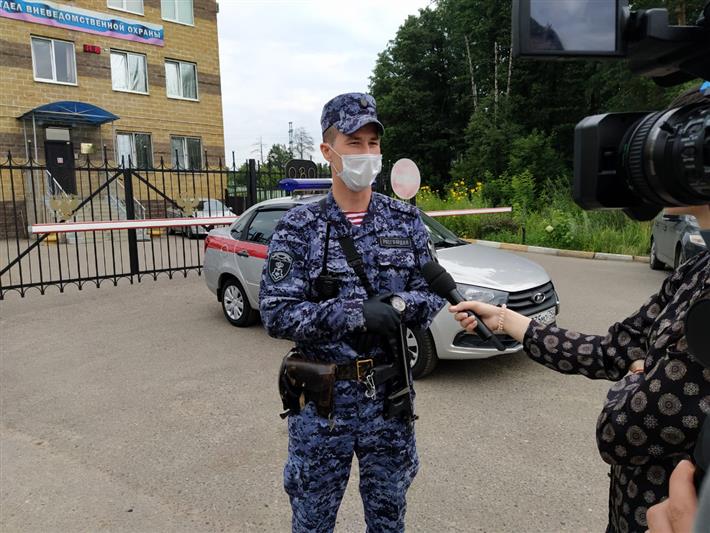 Сотрудник Росгвардии из Раменского тренирует юных самбистов