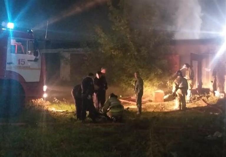 В Татарстане сотрудники Росгвардии и пожарные спасли жизнь мужчине