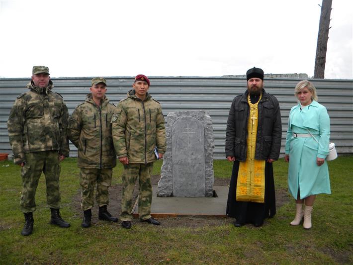 В северской воинской части Росгвардии состоялся перенос камня в честь основания Богородице-Алексеевского монастыря