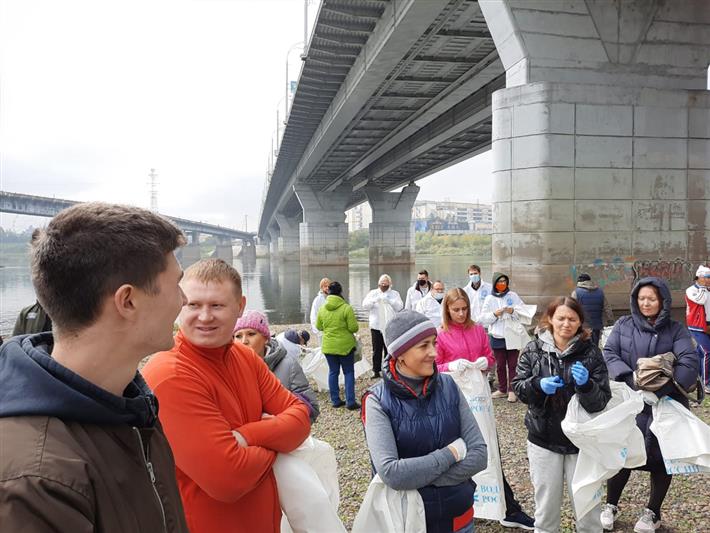 В Кузбассе росгвардейцы поучаствовали во Всероссийском субботнике «Зеленая Россия»
