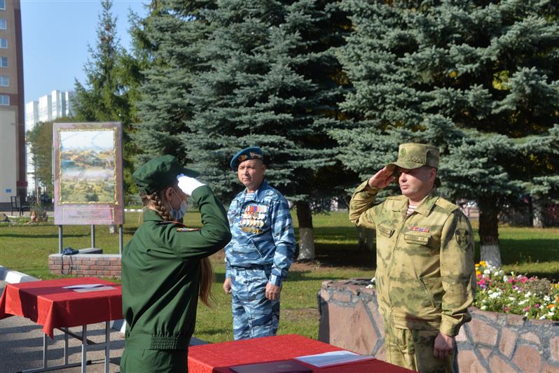 Кадеты уфимских классов Росгвардии принесли клятву верности Отечеству