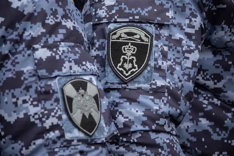 Росгвардейцы задержали мужчину, незаконно проникшего в здание одной из столичных школ
