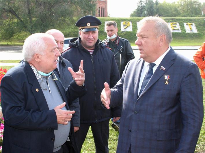 Начальник Управления Росгвардии по Алтайскому краю принял участие во встрече с председателем Комитета Госдумы по обороне 