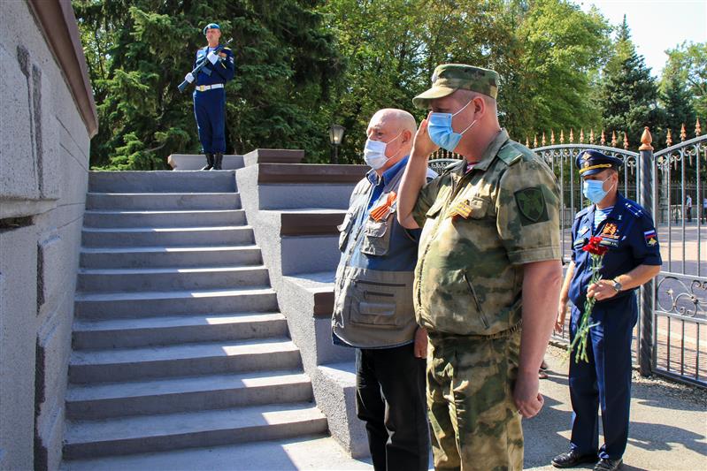 Росгвардия присоединилась к памятной акции в Ставрополе, посвященной годовщине окончания Второй мировой войны