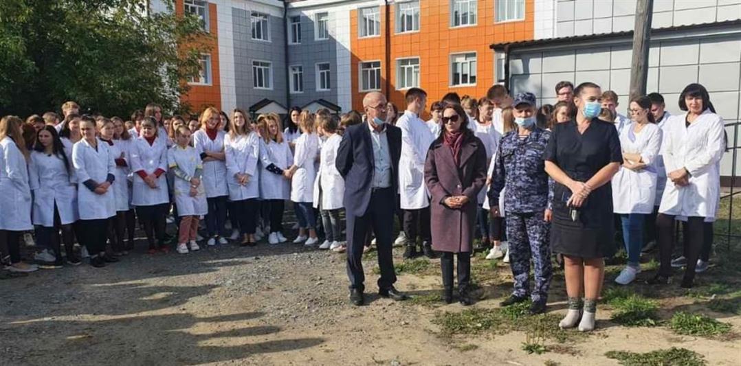 В Тюменской области сотрудники Росгвардии  провели профилактическое мероприятие в Ишимском медицинском колледже