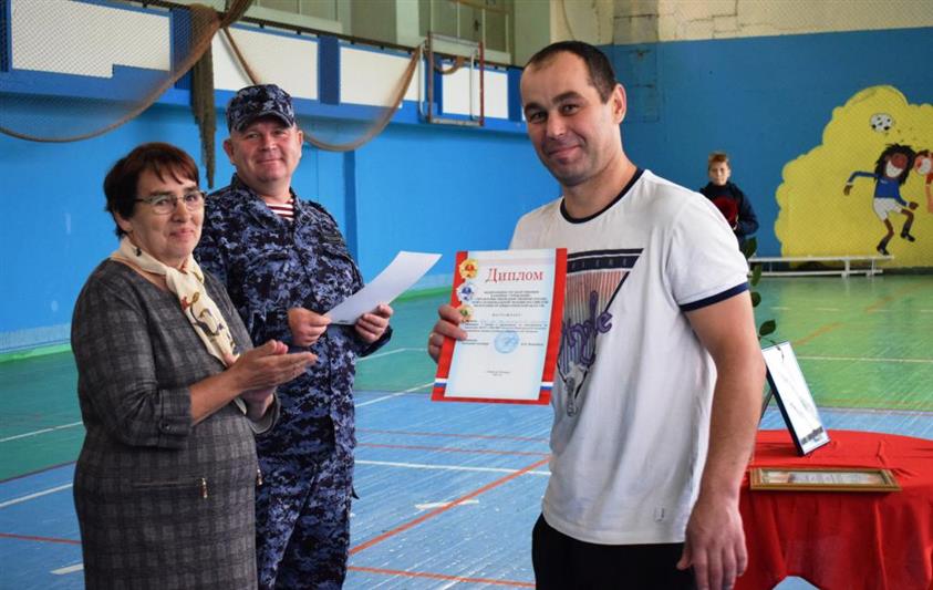 В Нижнем Новгороде росгвардейцы почтили память погибшего товарища турниром по мини-футболу