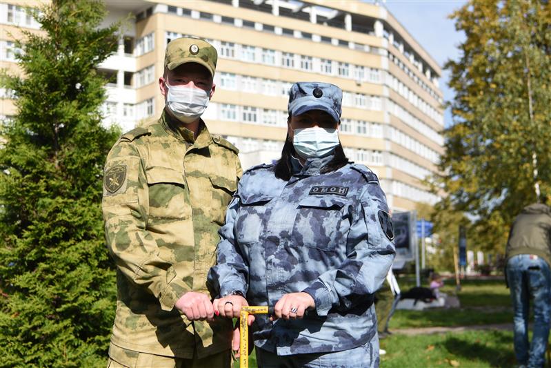 Столичные росгвардейцы присоединились к Всероссийской акции «Лес Победы»