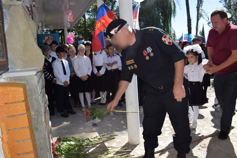 В честь погибшего бойца ОМОН названа гимназия в Дагестане