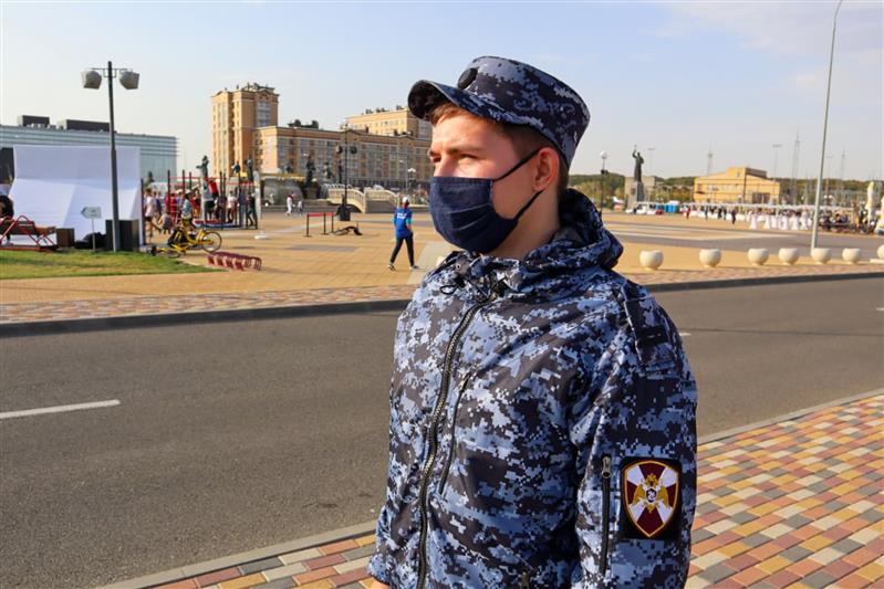 В Ставрополе росгвардейцы обеспечили правопорядок и безопасность в период празднования Дня города и края 