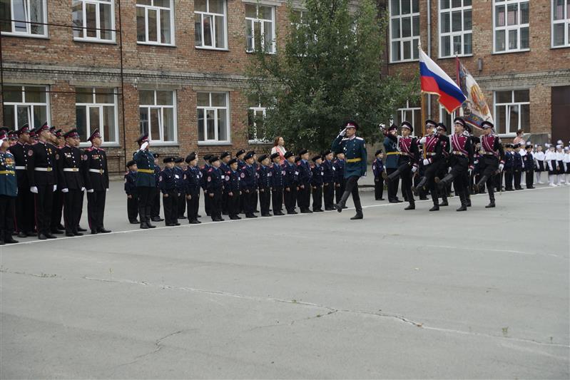 В Сибири росгвардейцы приняли участие в торжественных мероприятиях, посвящённых Дню знаний 