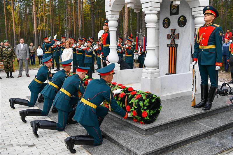 Начальник карельского управления Росгвардии принял участие в открытии мемориального комплекса «Неизвестному солдату»
