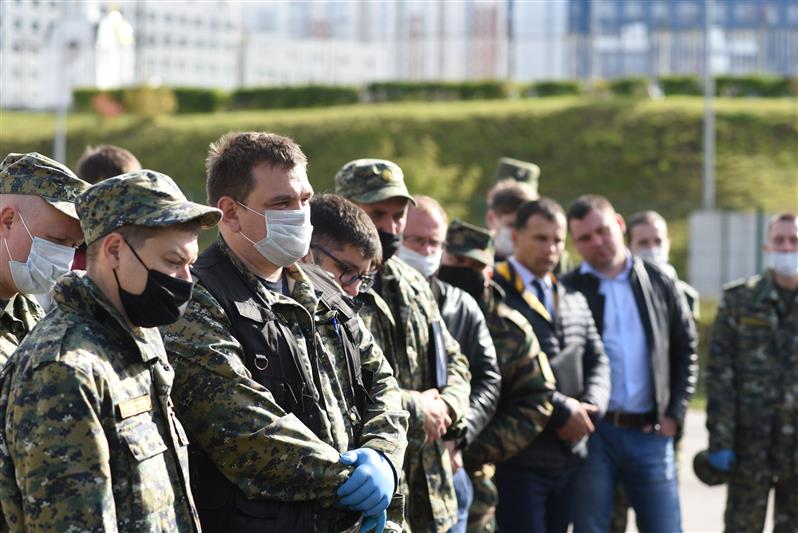 В Москве прошли совместные занятия сотрудников ОМОН Росгвардии и Следственного комитета (видео)