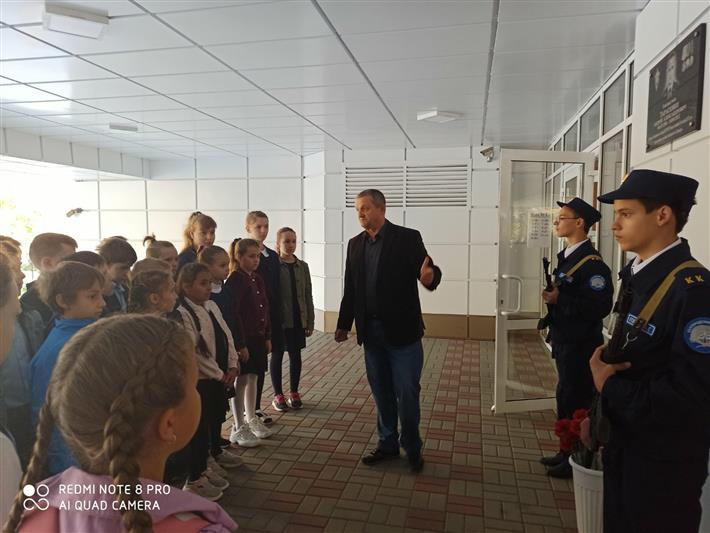 В Белгородской области почтили память сотрудника СОБР Геннадия Мишенина, погибшего при исполнении служебного долга