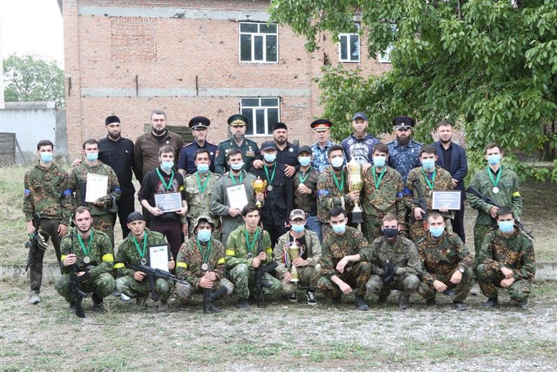 В Чечне дети погибших сотрудников Росгвардии приняли участие в республиканском турнире по страйкболу