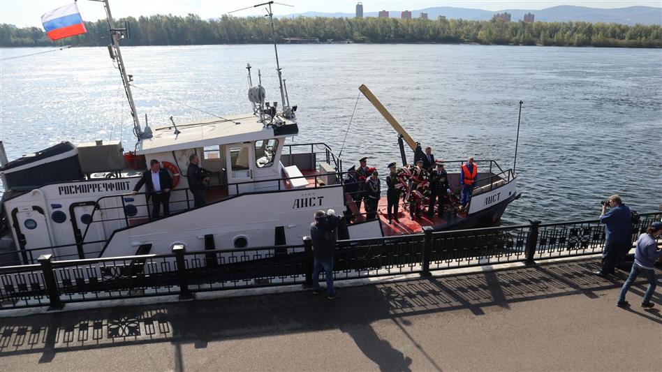 Руководитель Управления Росгвардии по Красноярскому краю принял участие в акции «Цветы памяти»