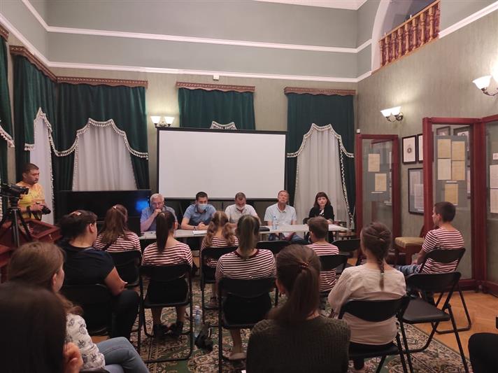 В Белгороде сотрудники Росгвардии провели тематическое мероприятие для подшефных кадет