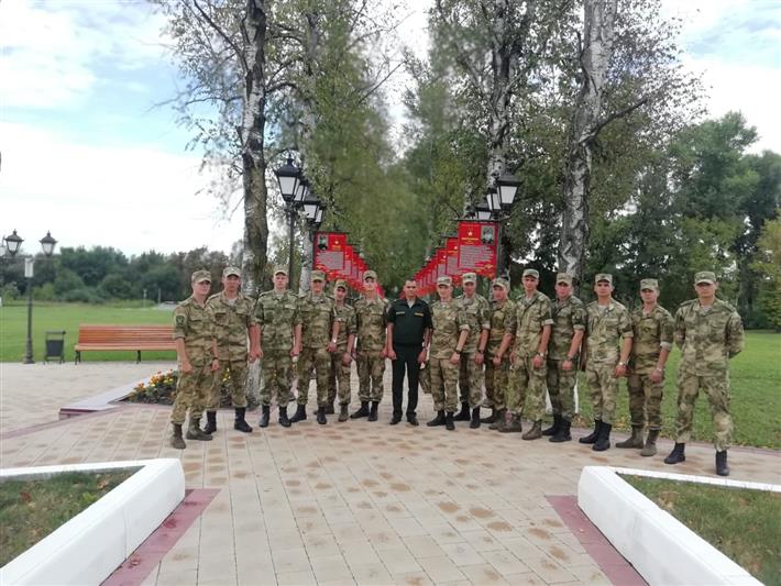 Военнослужащие владикавказского соединения Росгвардии почтили память погибших в годы Великой Отечественной войны
