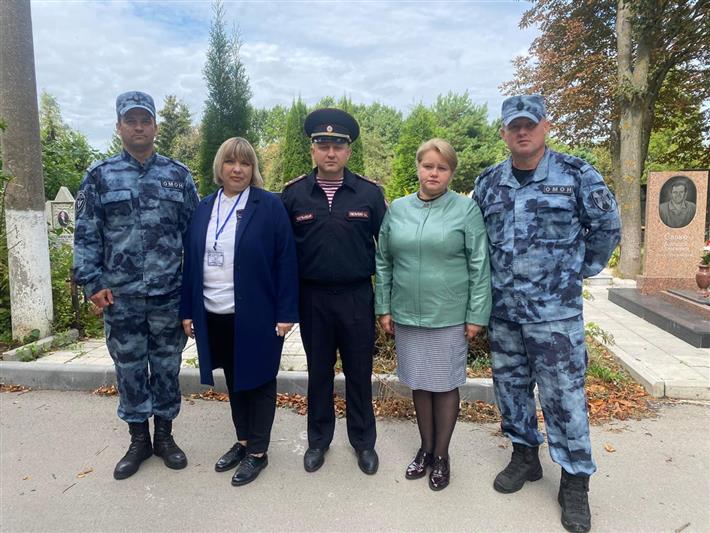 В Туле росгвардейцы почтили память Героя России Дмитрия Горшкова