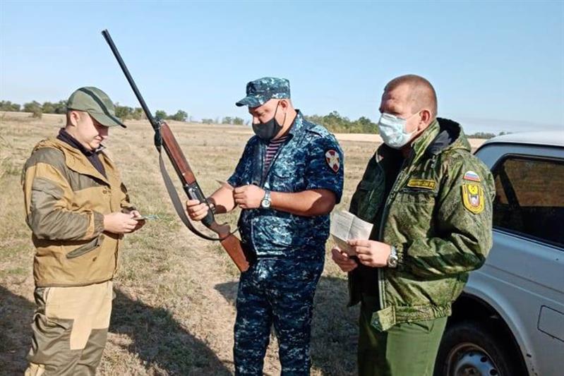 Профилактические мероприятия в связи с открытием сезона охоты проведены при участии Росгвардии в Ростовской области 