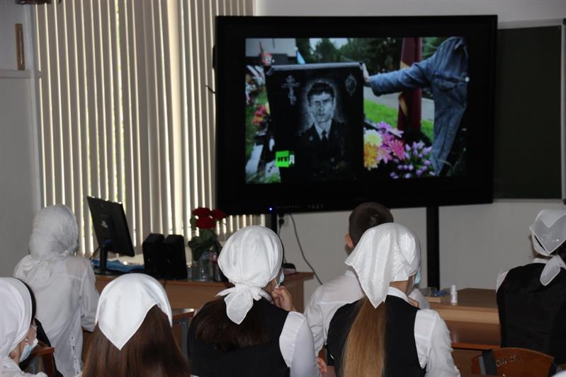 Военнослужащие Объединенной группировки войск (сил) на Северном Кавказе присоединились к акции, посвященной Дню солидарности в борьбе с терроризмом 