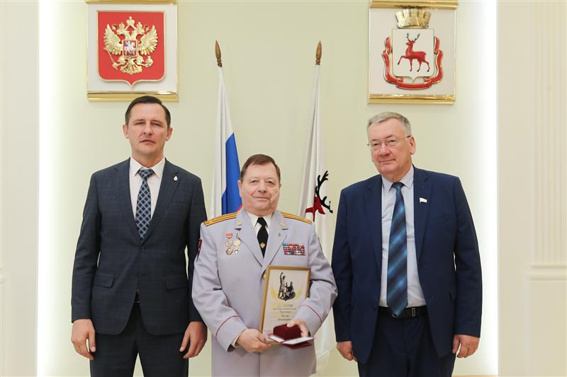 Два ветерана Приволжского округа Росгвардии удостоены звания «Почетный ветеран города Нижнего Новгорода»