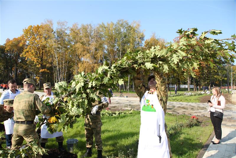 У строящегося главного храма Росгвардии прошла экологическая акция (фото)
