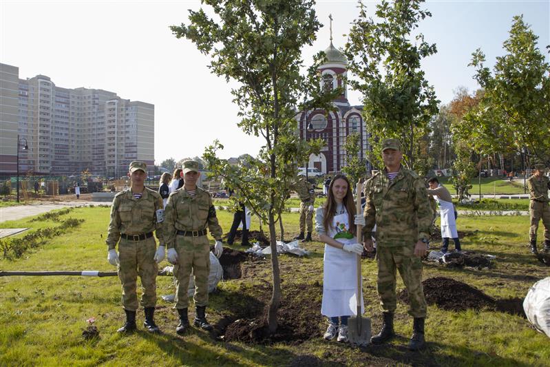 У строящегося главного храма Росгвардии прошла экологическая акция (фото)