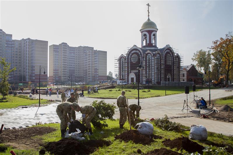 У строящегося главного храма Росгвардии прошла экологическая акция (фото)