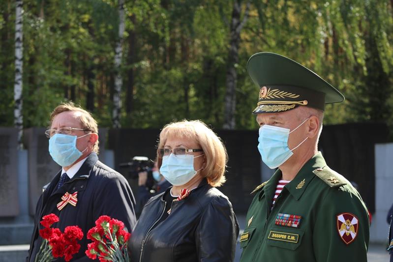 Первый заместитель командующего Уральским округом Росгвардии принял участие в памятном мероприятии в годовщину окончания Второй мировой войны