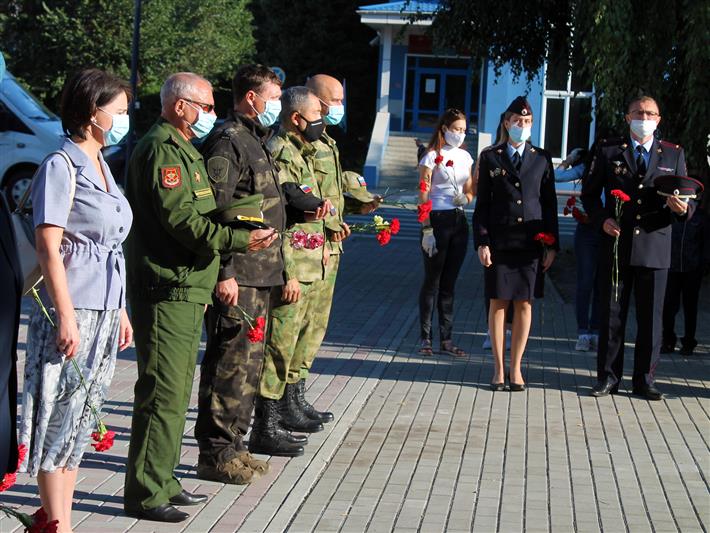 В Сибири военнослужащие и сотрудники Росгвардии приняли участие в мероприятиях Дня солидарности в борьбе с терроризмом