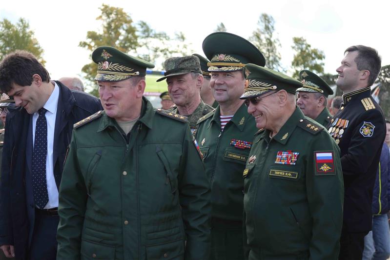 На Урале начальник штаба - первый заместитель командующего округом принял участие в праздничном мероприятии, посвященном Дню танкиста