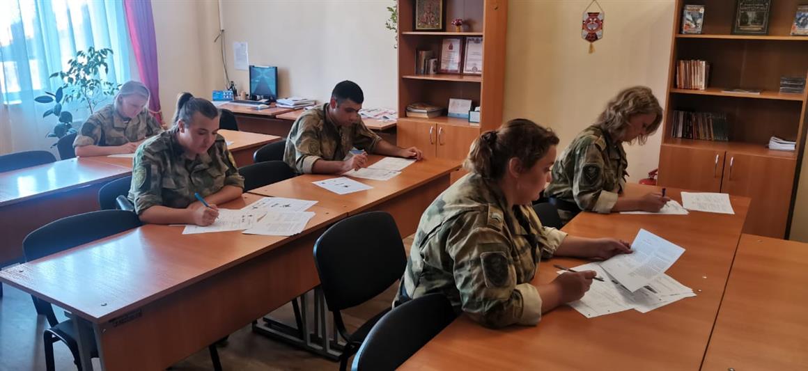 На Северном Кавказе Росгвардия поддержала всероссийскую акцию «Диктант Победы»