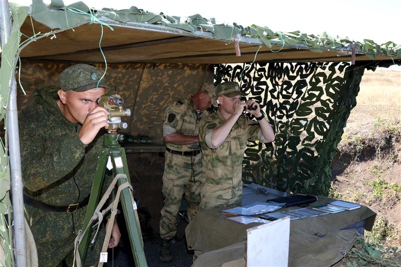 В Ростовской области подведены итоги конкурса профессионального мастерства и полевой выучки офицеров артиллерии Росгвардии (видео)
