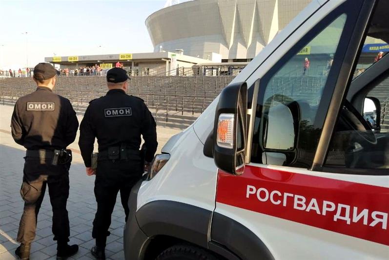 Росгвардия приняла участие в обеспечении правопорядка во время футбольного матча Российской Премьер-Лиги в Ростове