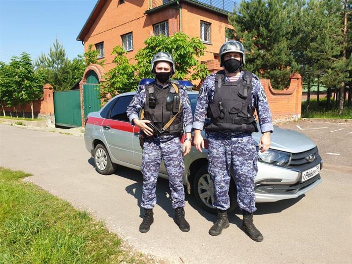В Новой Москве сотрудники Росгвардии нашли пропавшего ребенка
