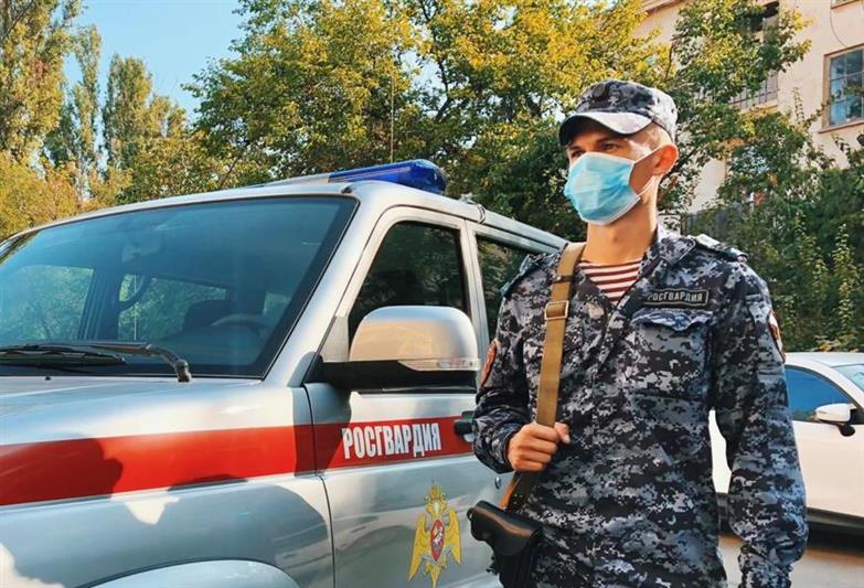 Росгвардейцы пресекли нарушение общественного порядка в одном из развлекательных заведений Севастополя