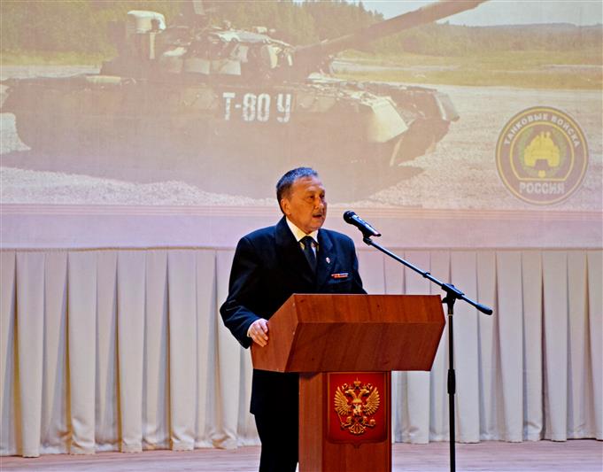 Военнослужащие новочеркасской бригады Южного округа Росгвардии  отметили 100-летие отечественного танкостроения